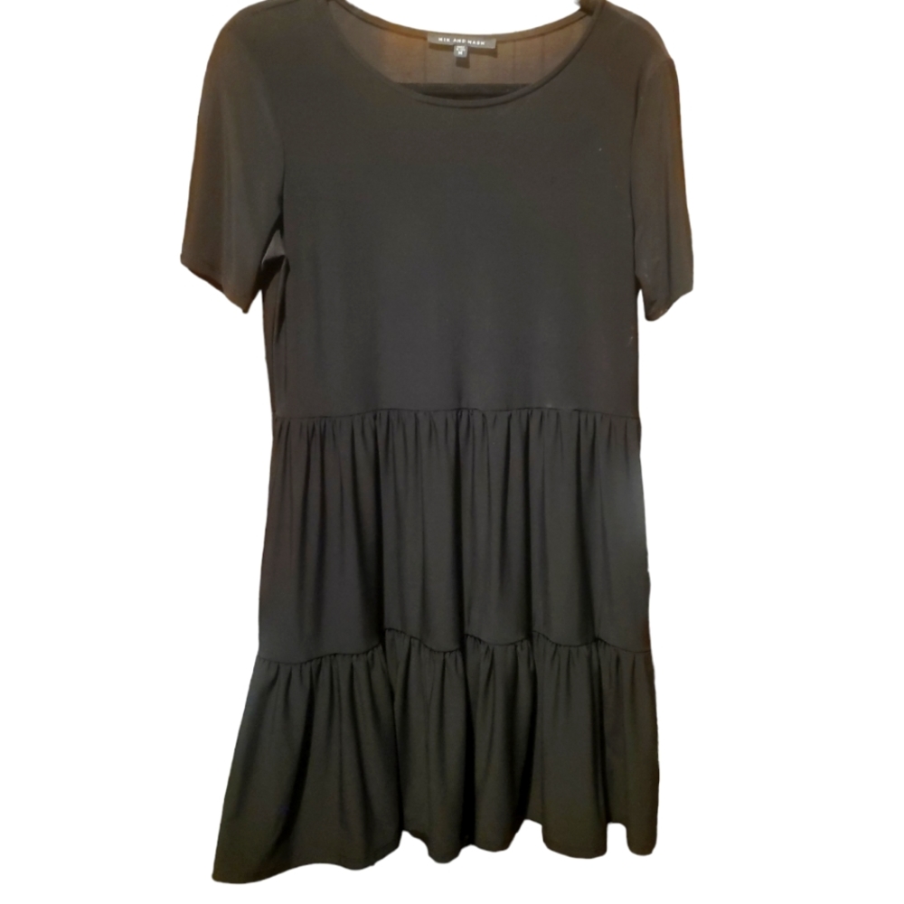 NIC AND NASH BLACK S/S KNIT DRESS SIZE M